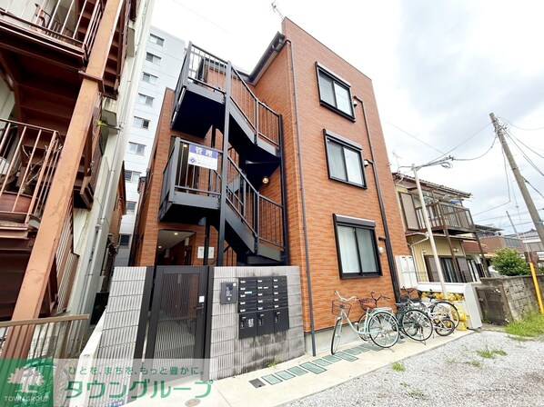 ベル エスペースの物件外観写真